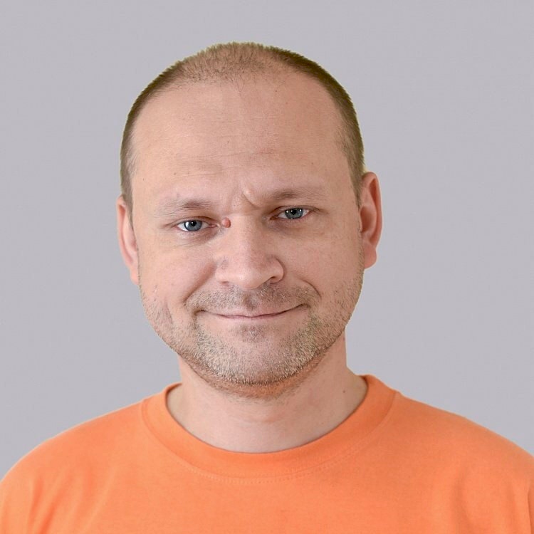 Роман Кузьмичёв