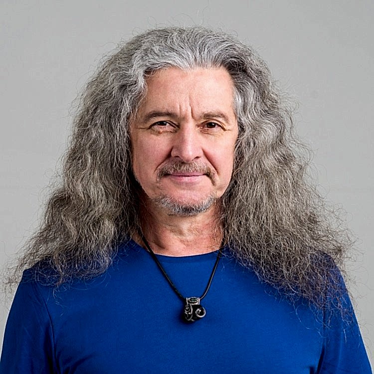 Андрей Лобанов